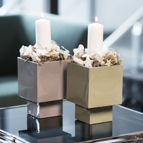 Artikel Grijze kubusvormige plantenbak met voet voor moderne decoratie, 22 cm