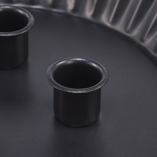 Artikel Design metalen kandelaars in taartvorm, 2 stuks - zwart, Ø 24 cm - elegante tafeldecoratie voor 4 kaarsen